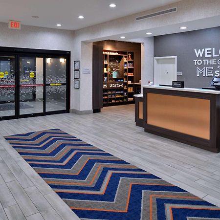 Hampton Inn Kansas City Northeast Exterior foto