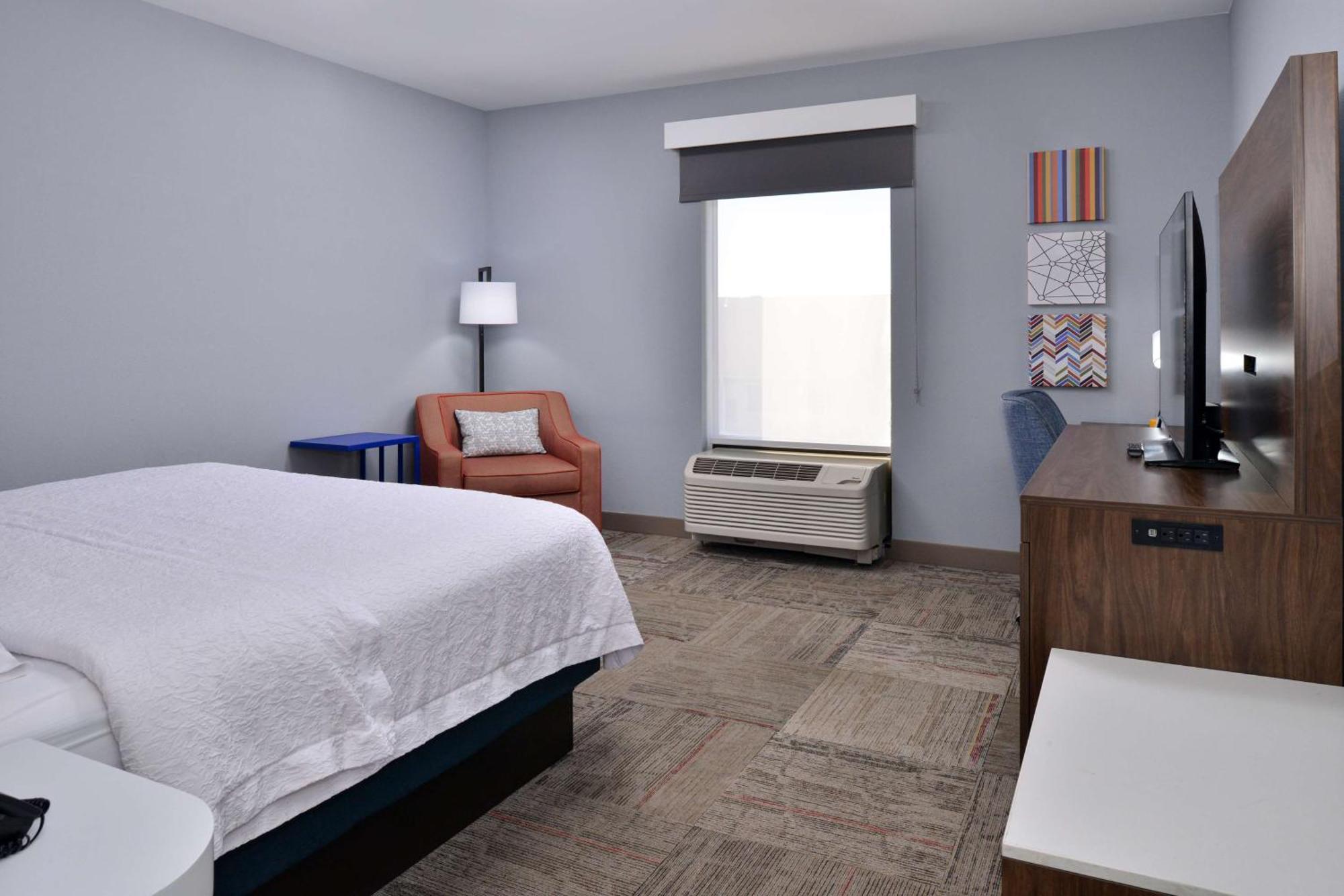 Hampton Inn Kansas City Northeast Exterior foto