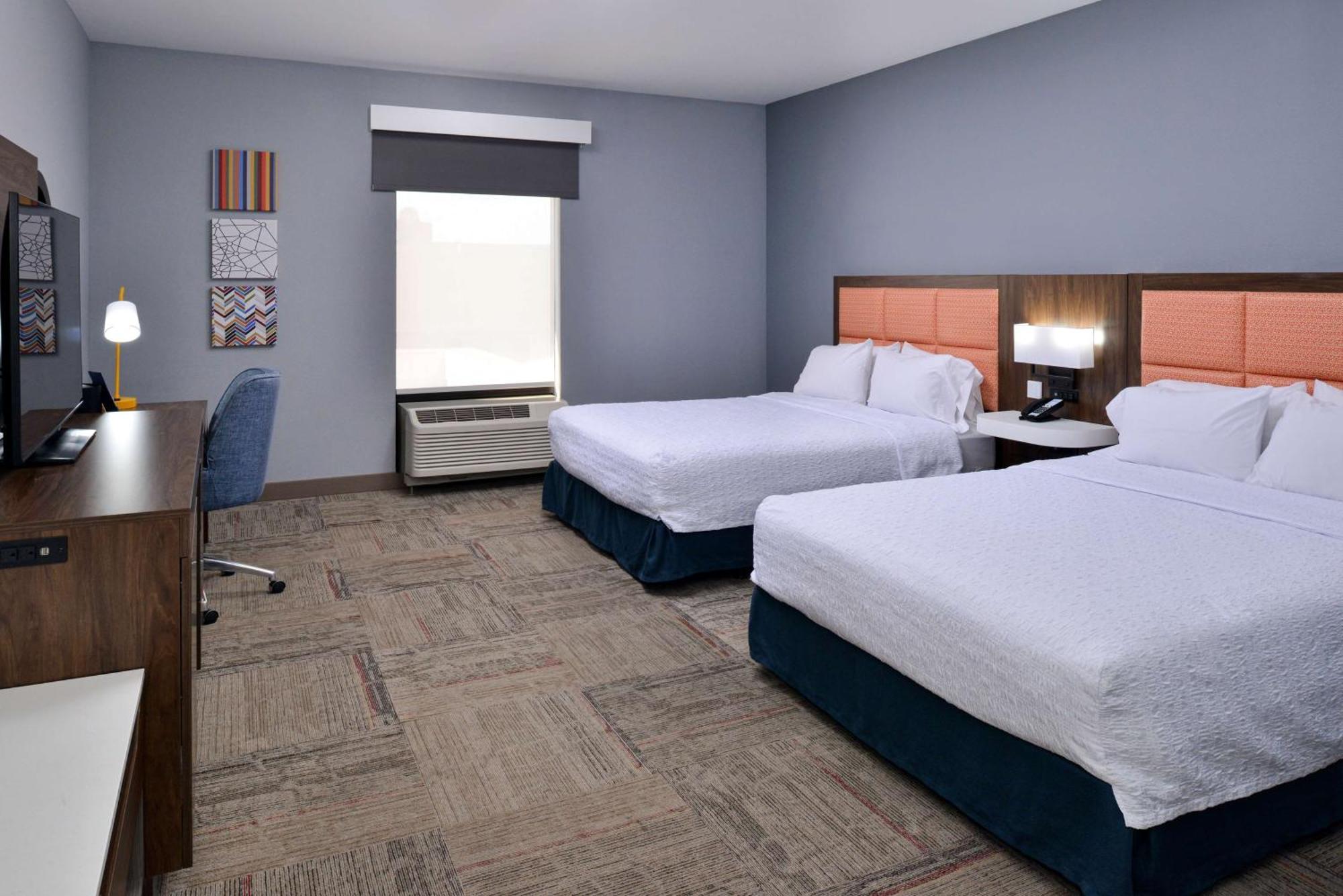 Hampton Inn Kansas City Northeast Exterior foto